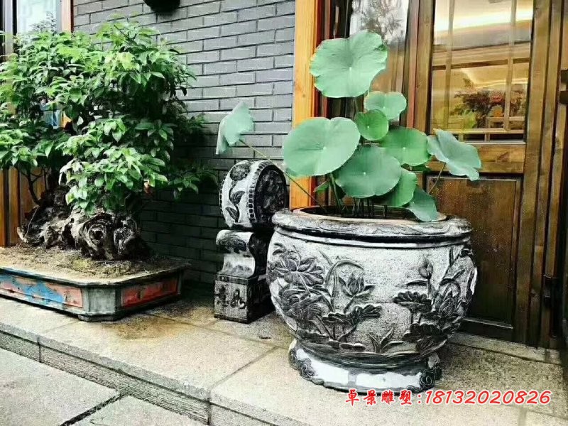 荷花鲤鱼浮雕石水缸 (2)