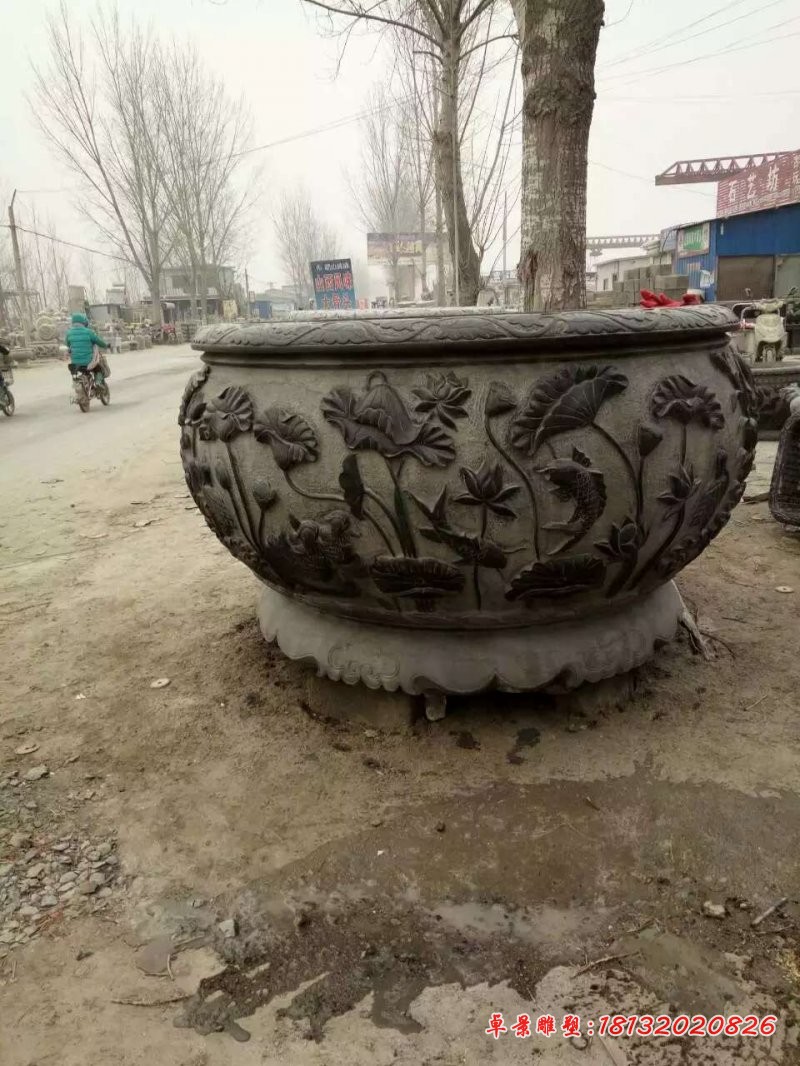 荷花鲤鱼浮雕圆形石水缸