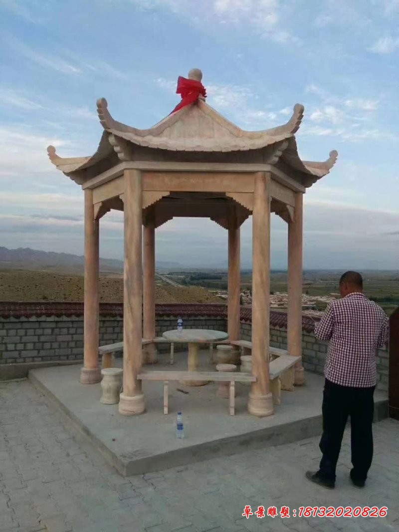 景区晚霞红六角凉亭石雕