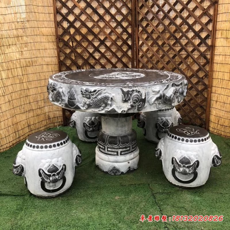 麒麟蝙蝠浮雕石桌凳