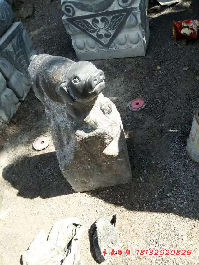 青石12生肖动物石雕 