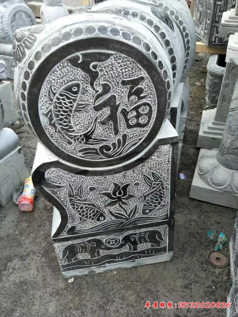 青石仿古福字鲤鱼浮雕石门墩 (3)