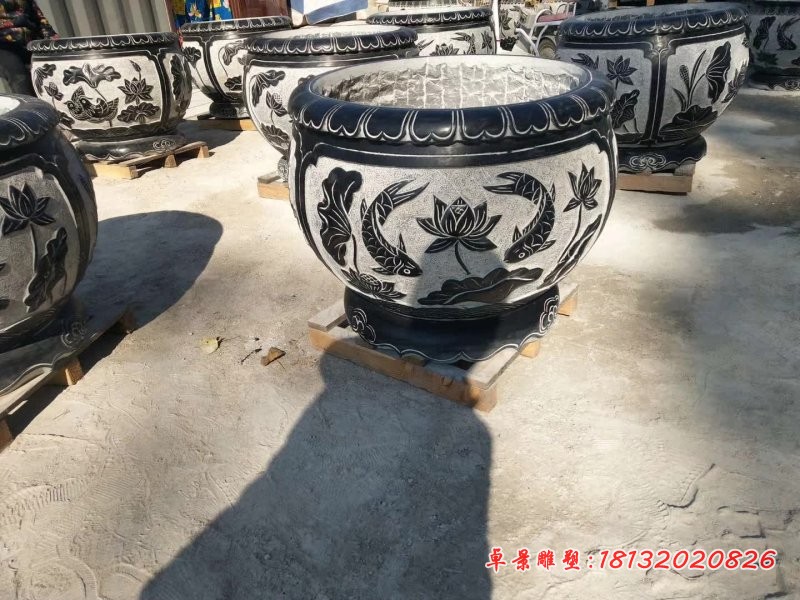 青石仿古连年有余浮雕石水缸