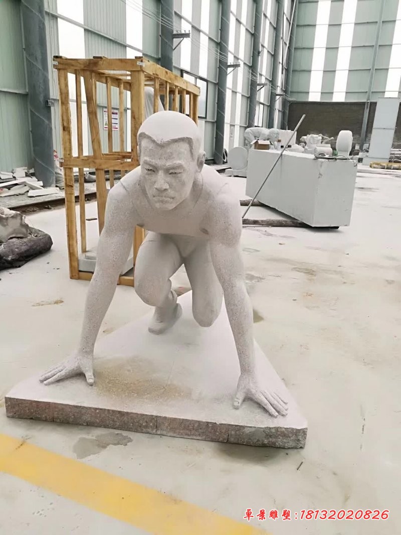 赛跑运动员石雕