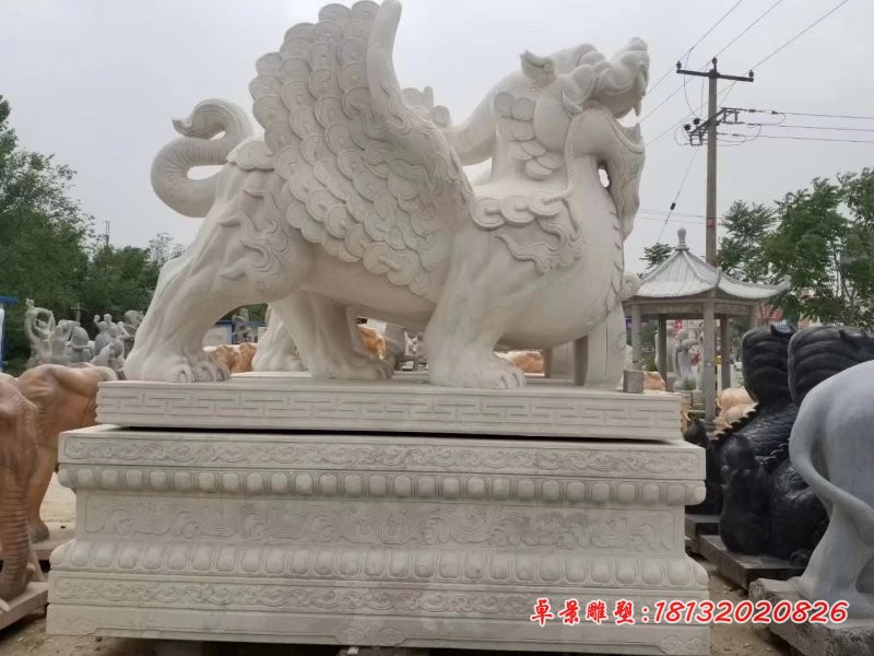 晚霞红铜钱招财貔貅石雕 