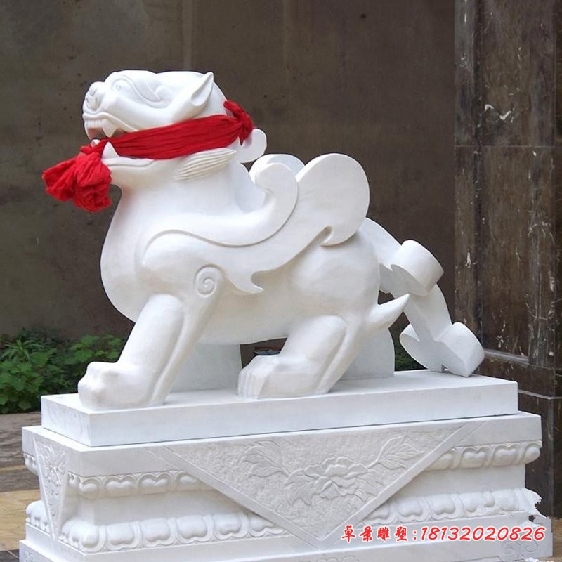 汉白玉貔貅雕塑招财神兽石雕