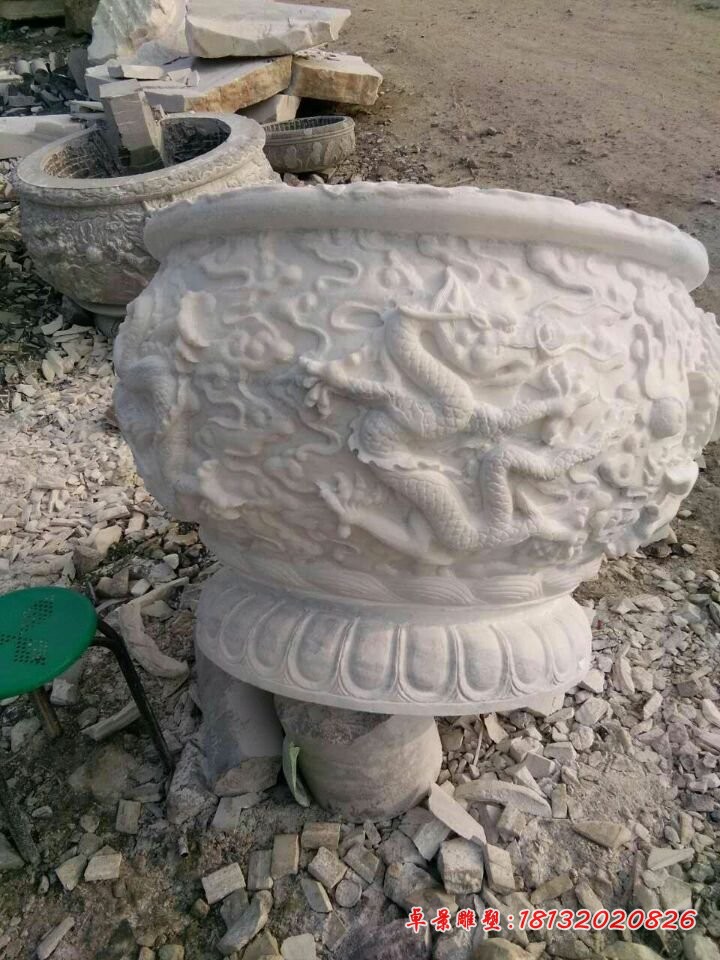 龙浮雕水缸圆形石水缸 