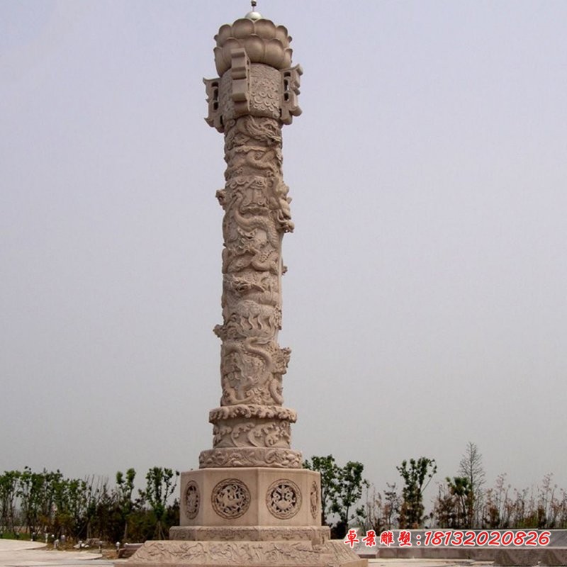 晚霞红石龙柱广场景观雕塑