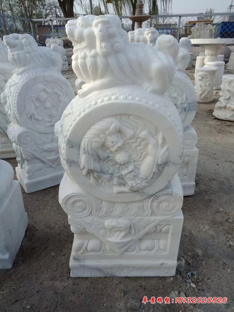 汉白玉狮子抱鼓石