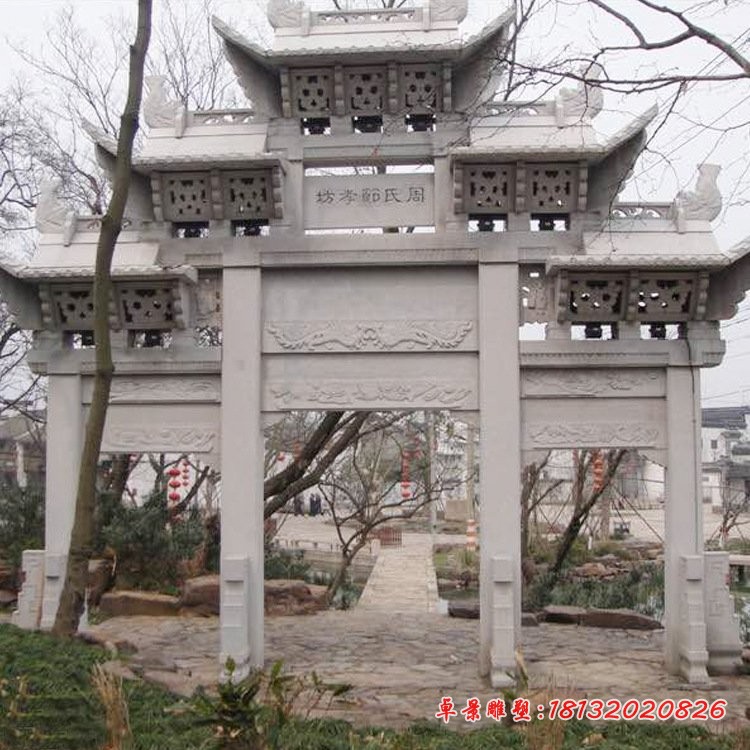 祠堂三门五楼石雕牌坊