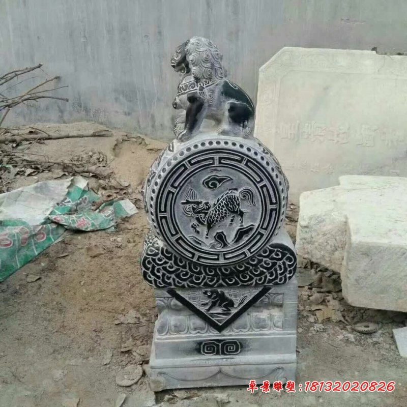 青石麒麟浮雕狮子门墩