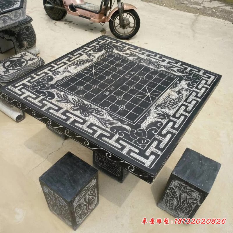 青石象棋棋盘方桌凳