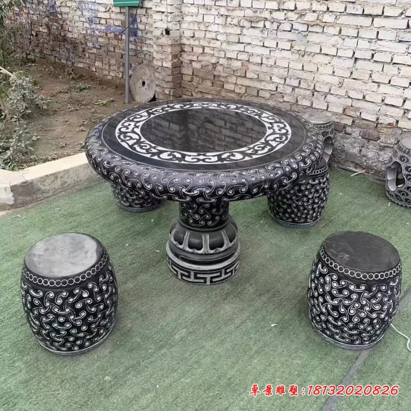 庭院圆形石桌凳