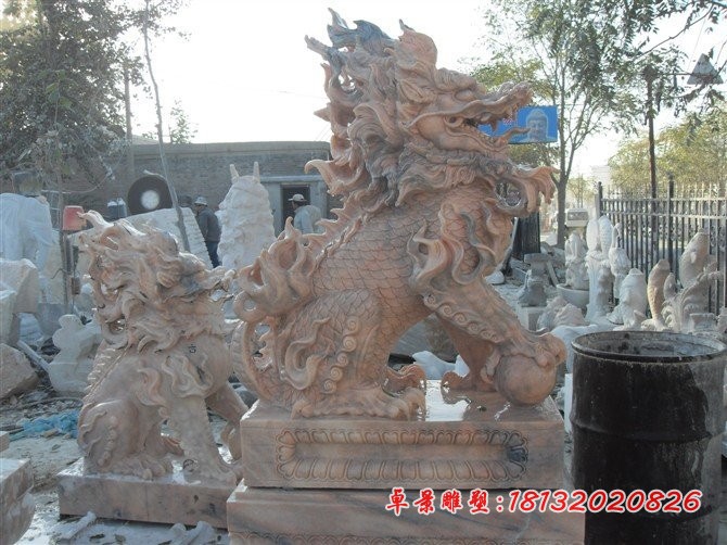 踩球麒麟石雕晚霞红神兽雕塑 (3)