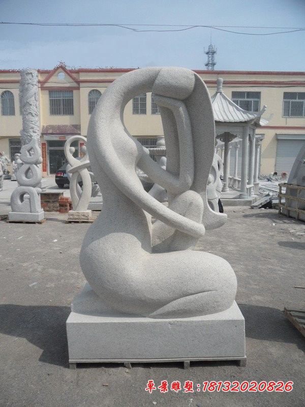 女人石雕公园抽象人物雕塑