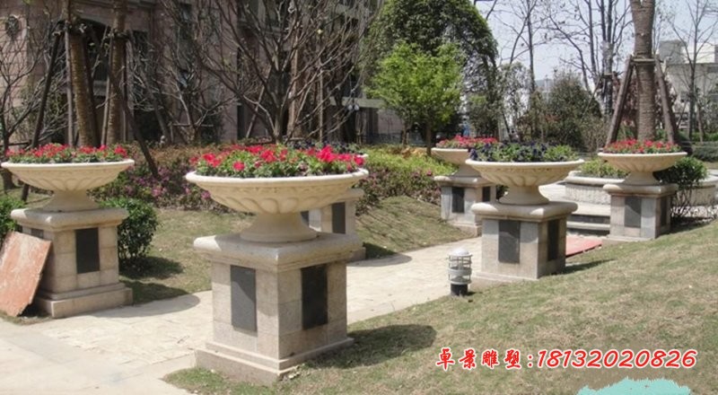 砂岩花盆石雕别墅小区石花盆雕塑