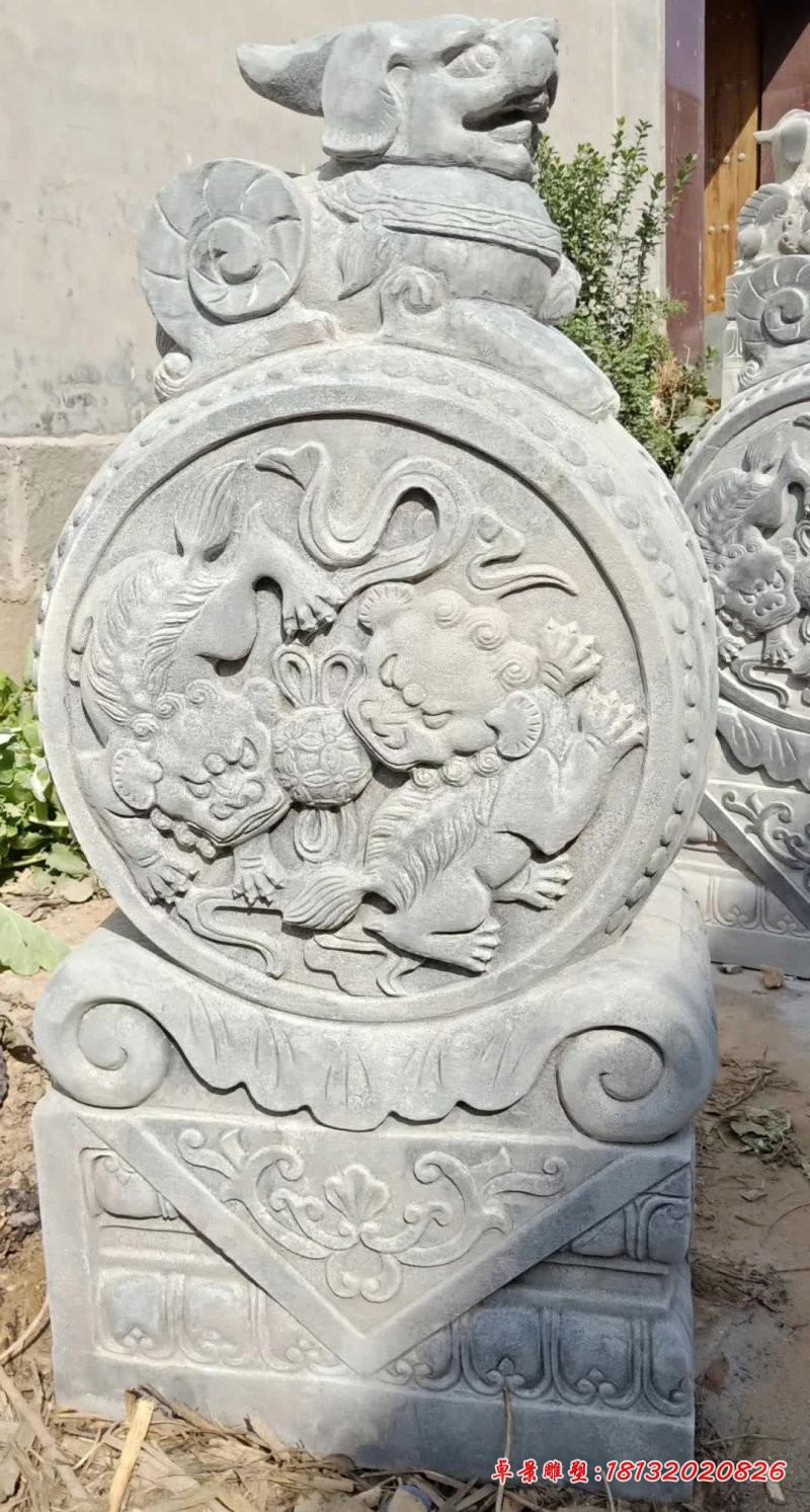 狮子石门墩雕塑