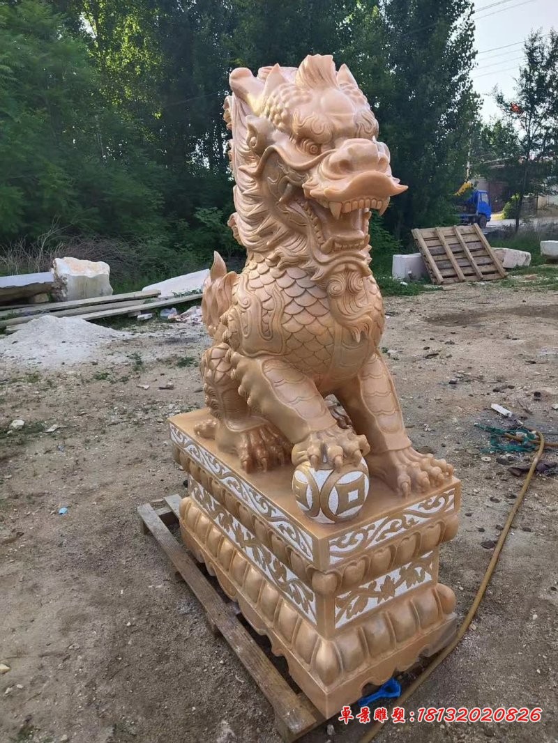 晚霞红踩球麒麟石雕