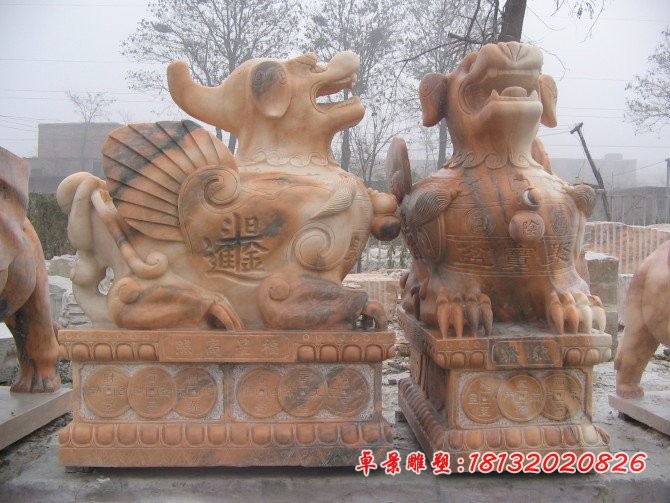 晚霞红石雕貔貅招财进宝神兽雕塑