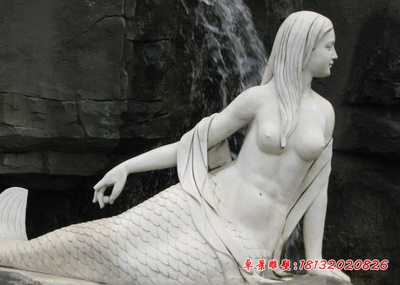 侧卧的美人鱼石雕 公园景观石雕 