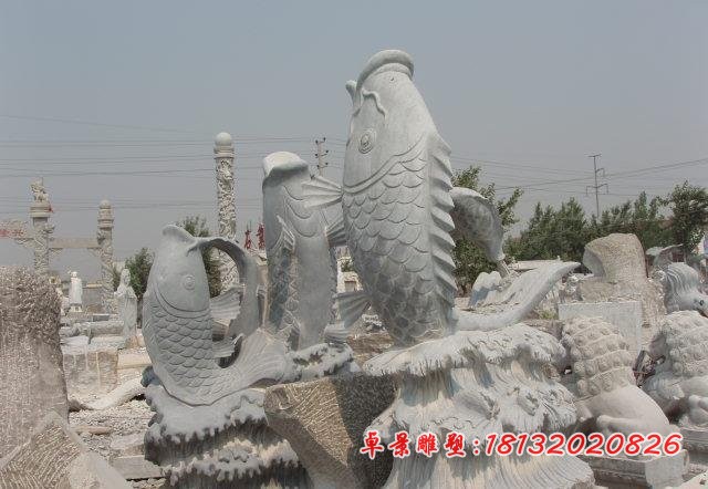 大理石喷水鱼石雕 动物石雕