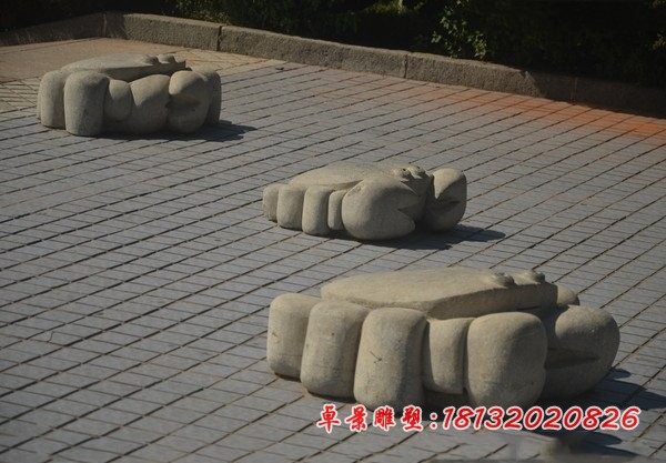 卡通螃蟹石雕 公园卡通动物雕塑