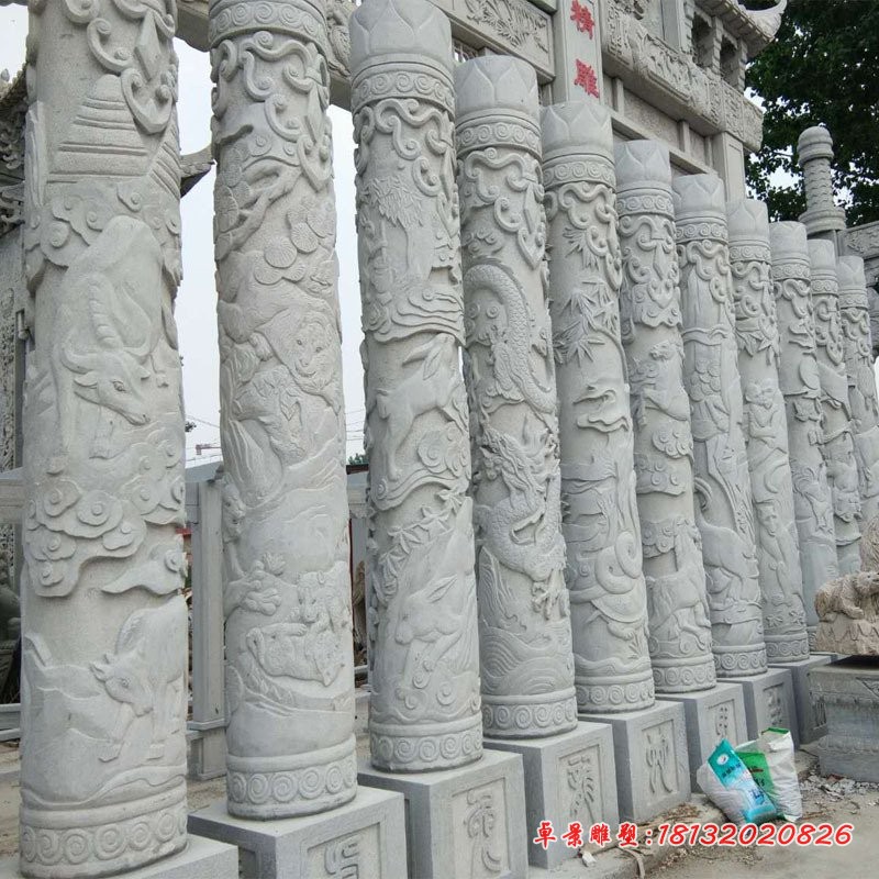 十二生肖石柱广场景观石雕