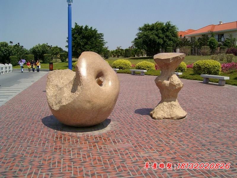 咬半块的苹果和苹果核石雕 公园景观石雕
