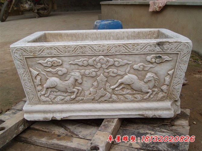 奔马祥云浮雕水缸 公园仿古石水缸