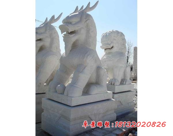 大理石踩球麒麟石雕 门口麒麟石雕
