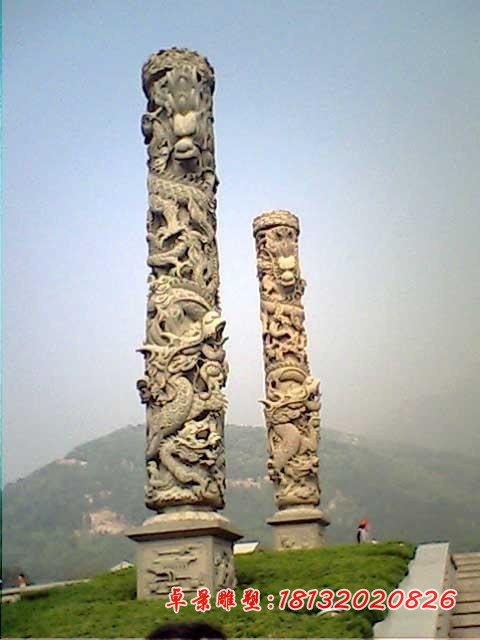 广场龙柱石雕 龙浮雕石柱