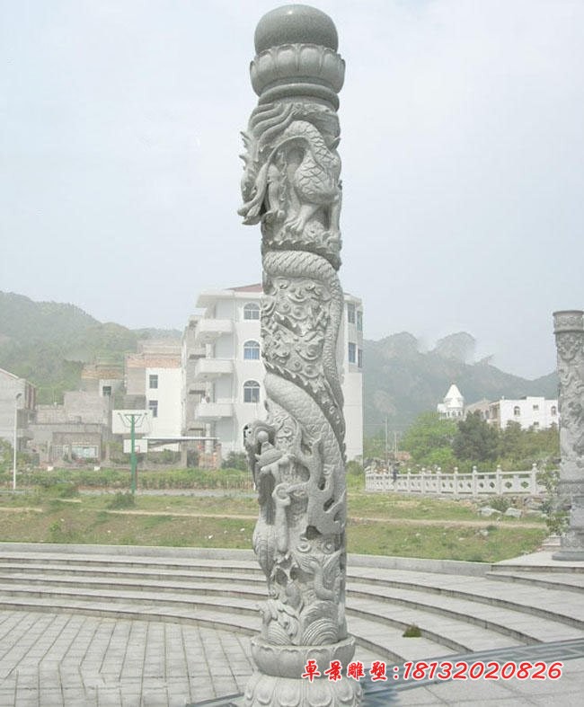 广场龙柱石雕 龙浮雕石柱