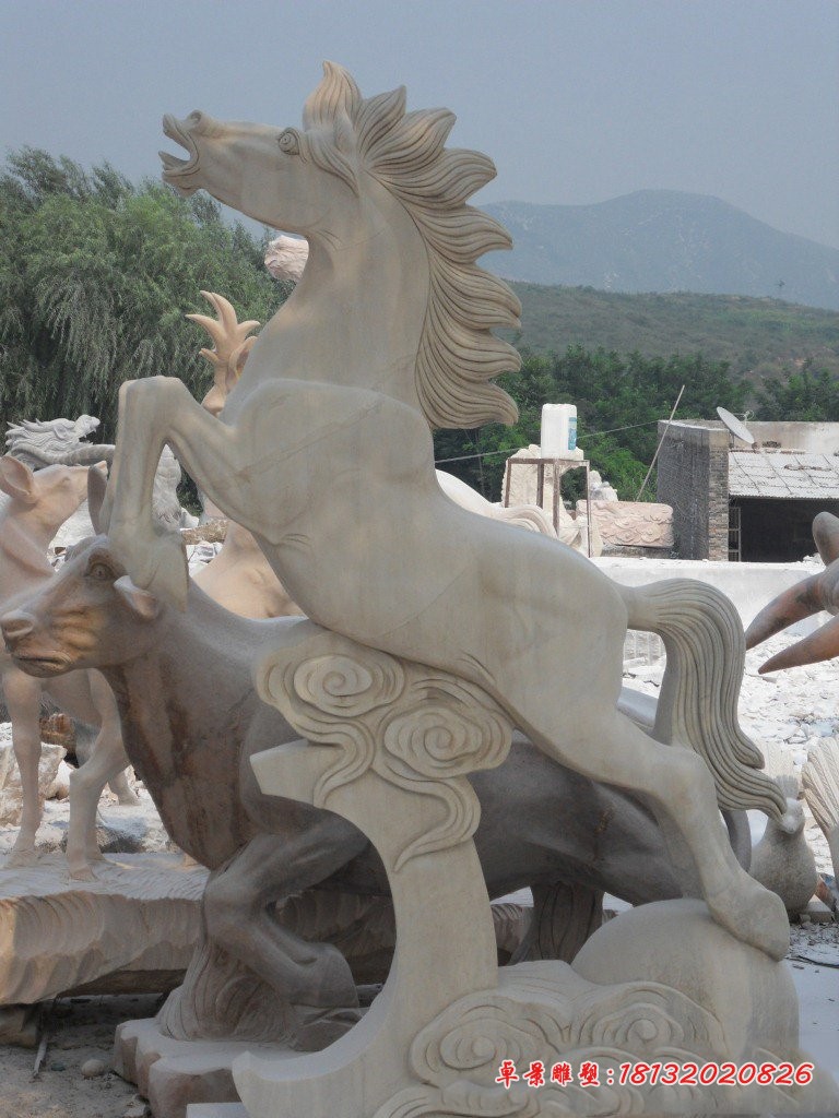 奔马石雕，大理石动物雕塑