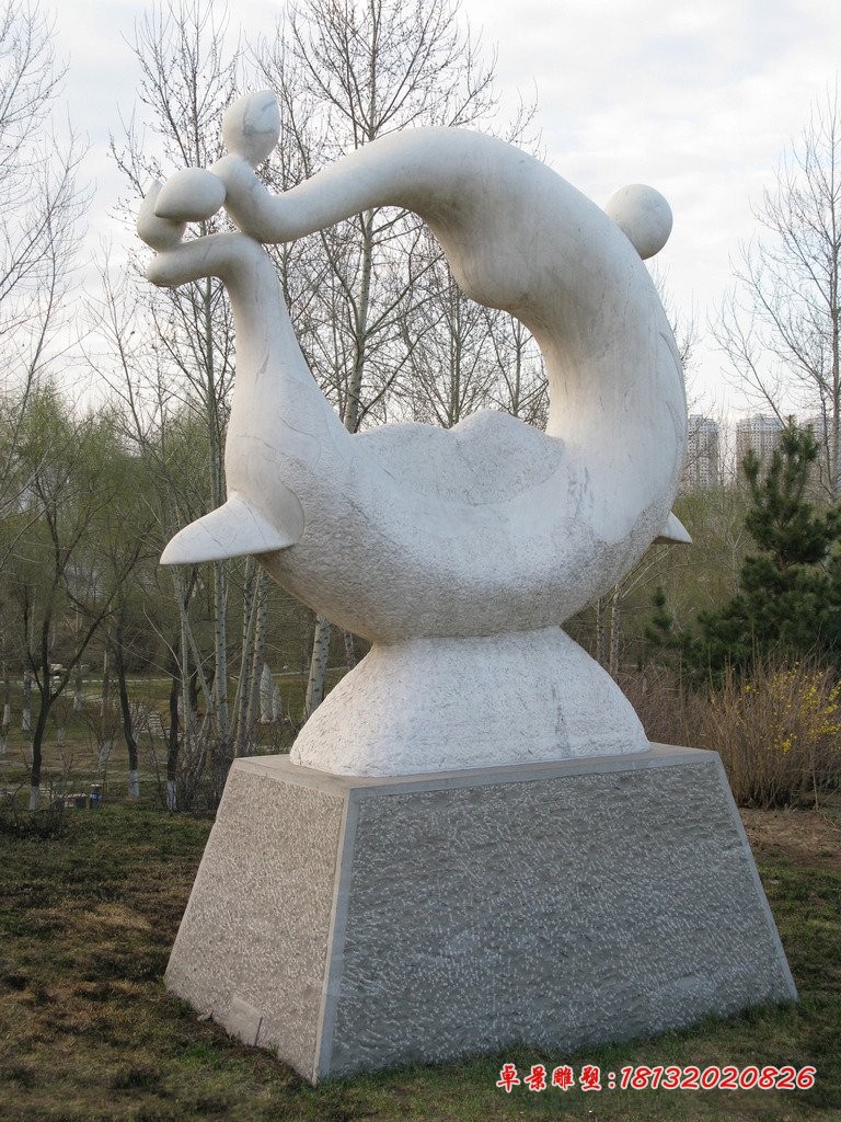 抽象海豚石雕，公园景观石雕