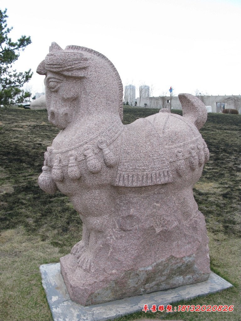 抽象马石雕，公园动物石雕