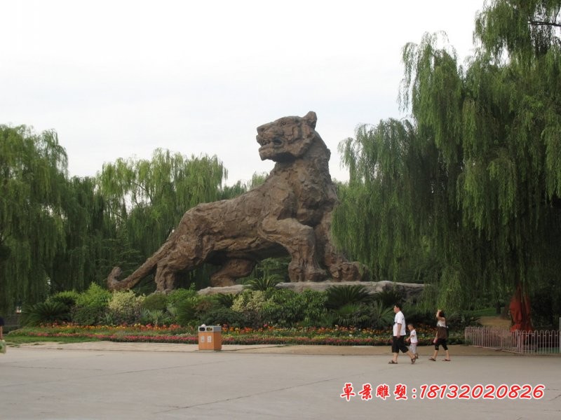 大型抽象老虎石雕，广场景观石雕