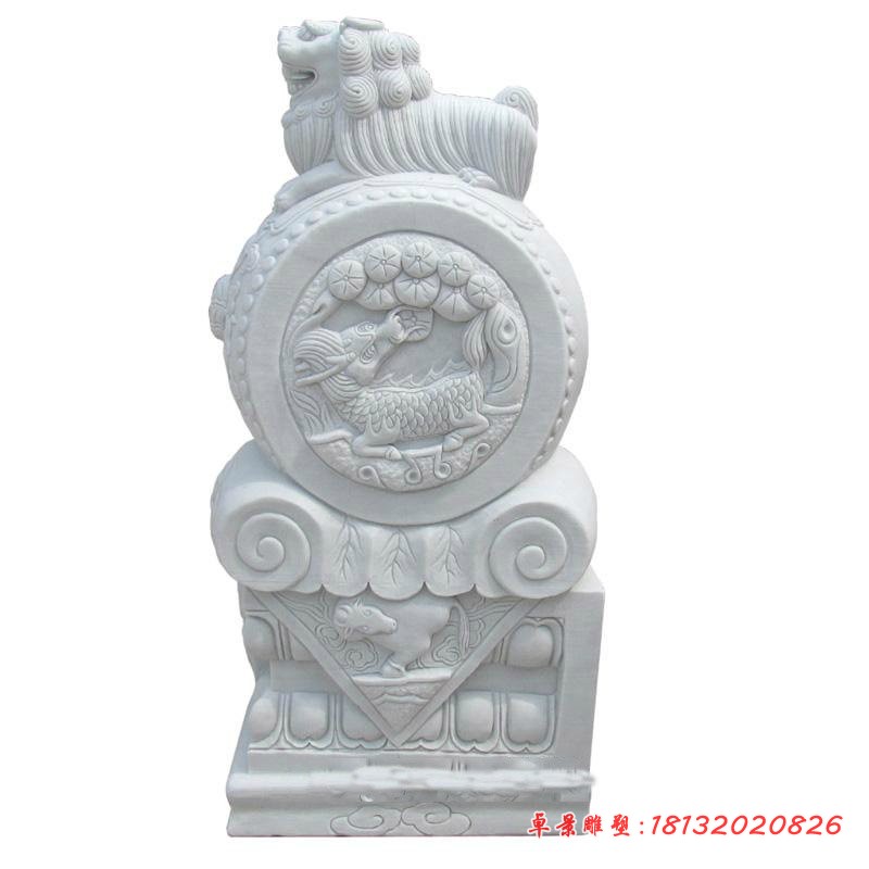 汉白玉狮子门墩，门口抱鼓石石雕