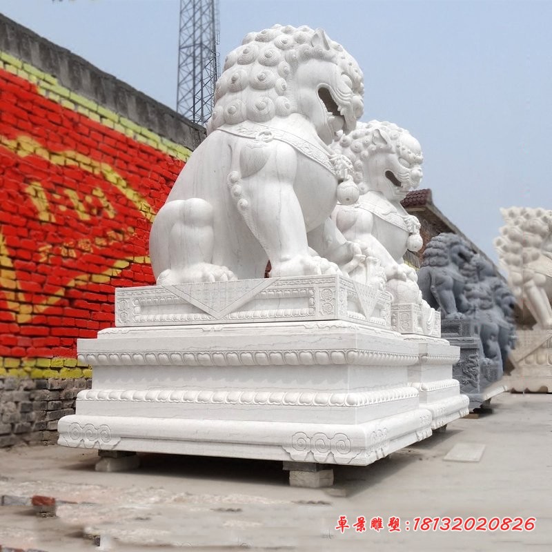 汉白玉石狮子门口狮子石雕 