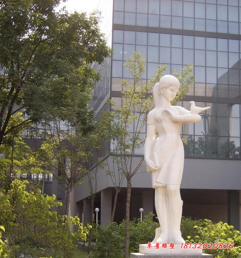 汉白玉小女孩和和平鸽，校园景观石雕