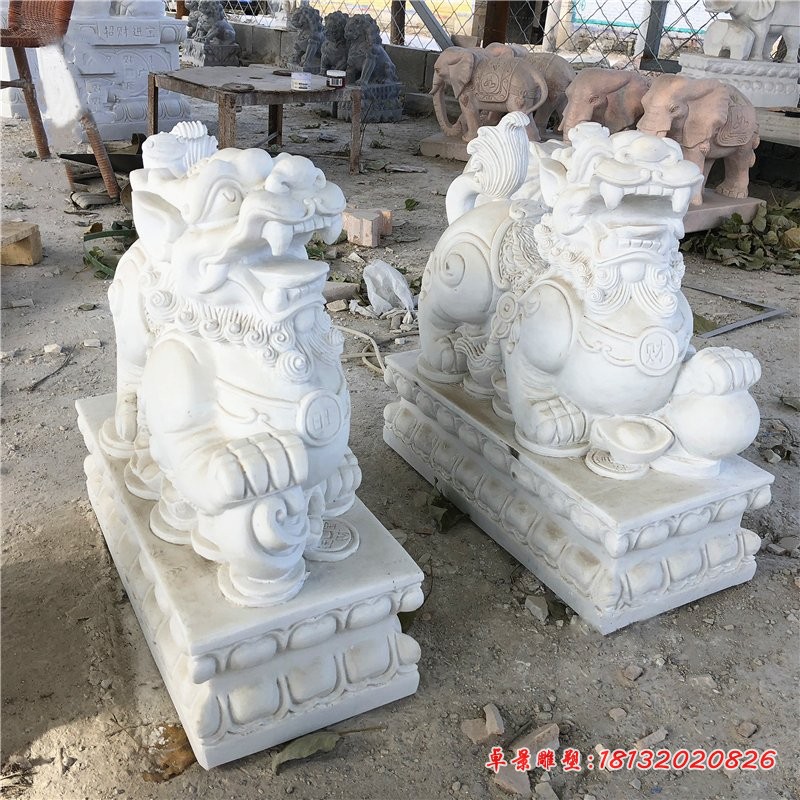 汉白玉招财貔貅石雕