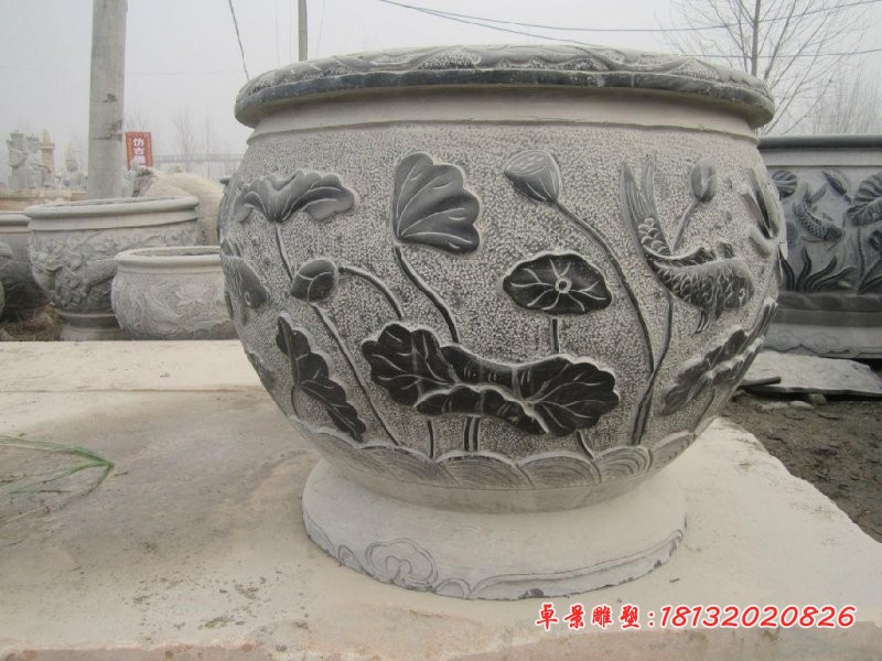 荷花鲤鱼石浮雕水缸，青石仿古水缸