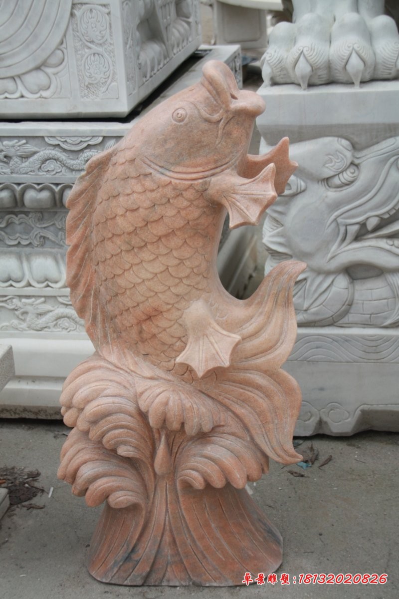 喷水鱼石雕晚霞红动物雕塑 (2)