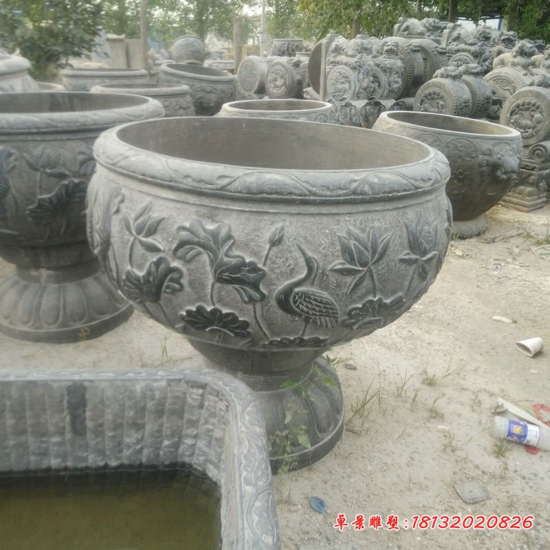 青石仿古水缸 荷花仙鹤浮雕石水缸