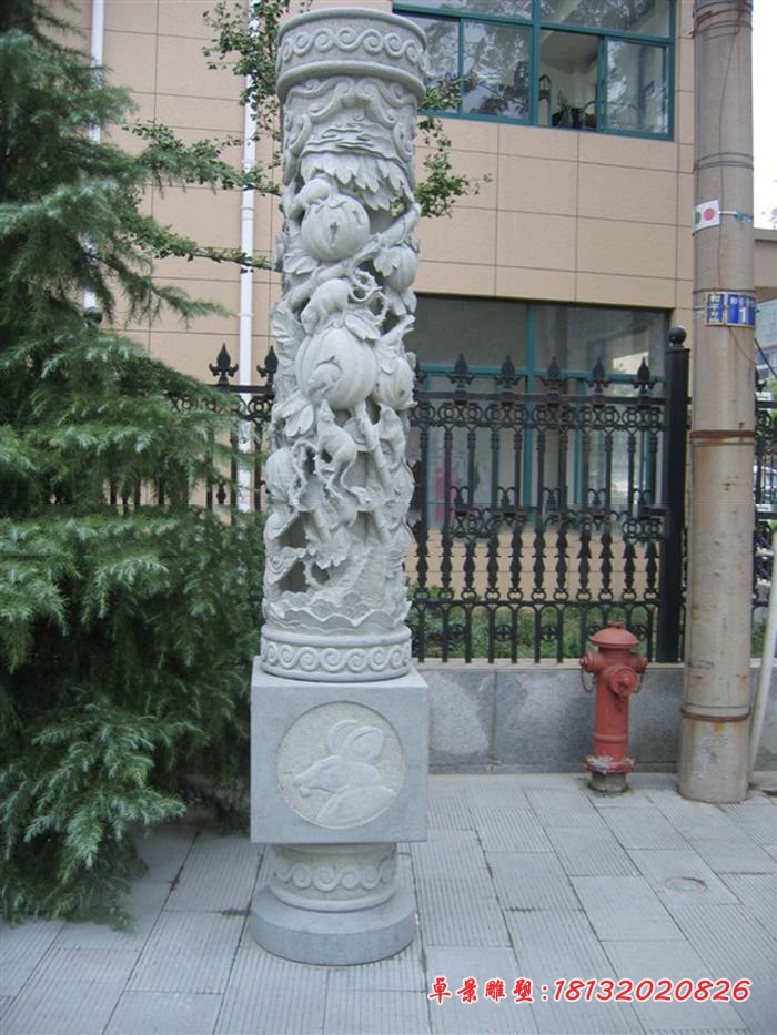 十二生肖浮雕石柱 道路景观石雕 