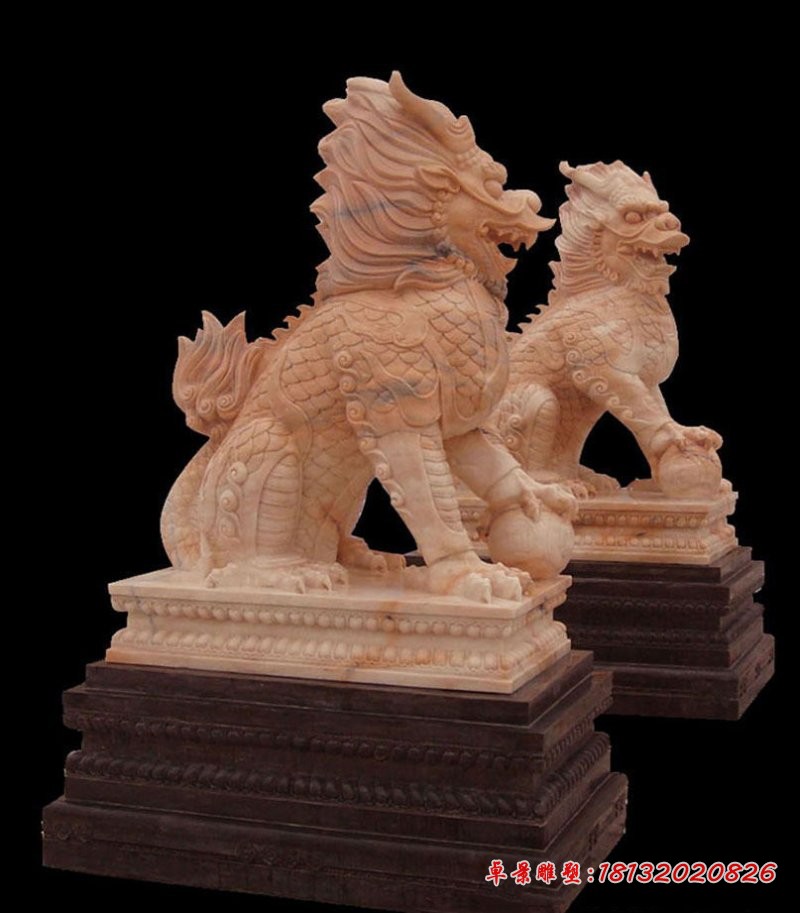 晚霞红踩球麒麟门口麒麟石雕 