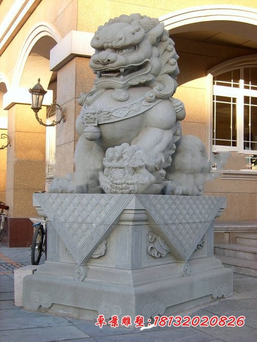 大理石北京狮,门口踩球狮子石雕