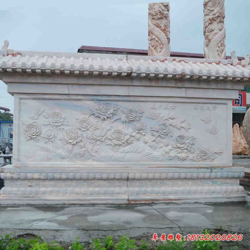 国色天香石浮雕影壁，晚霞红影壁