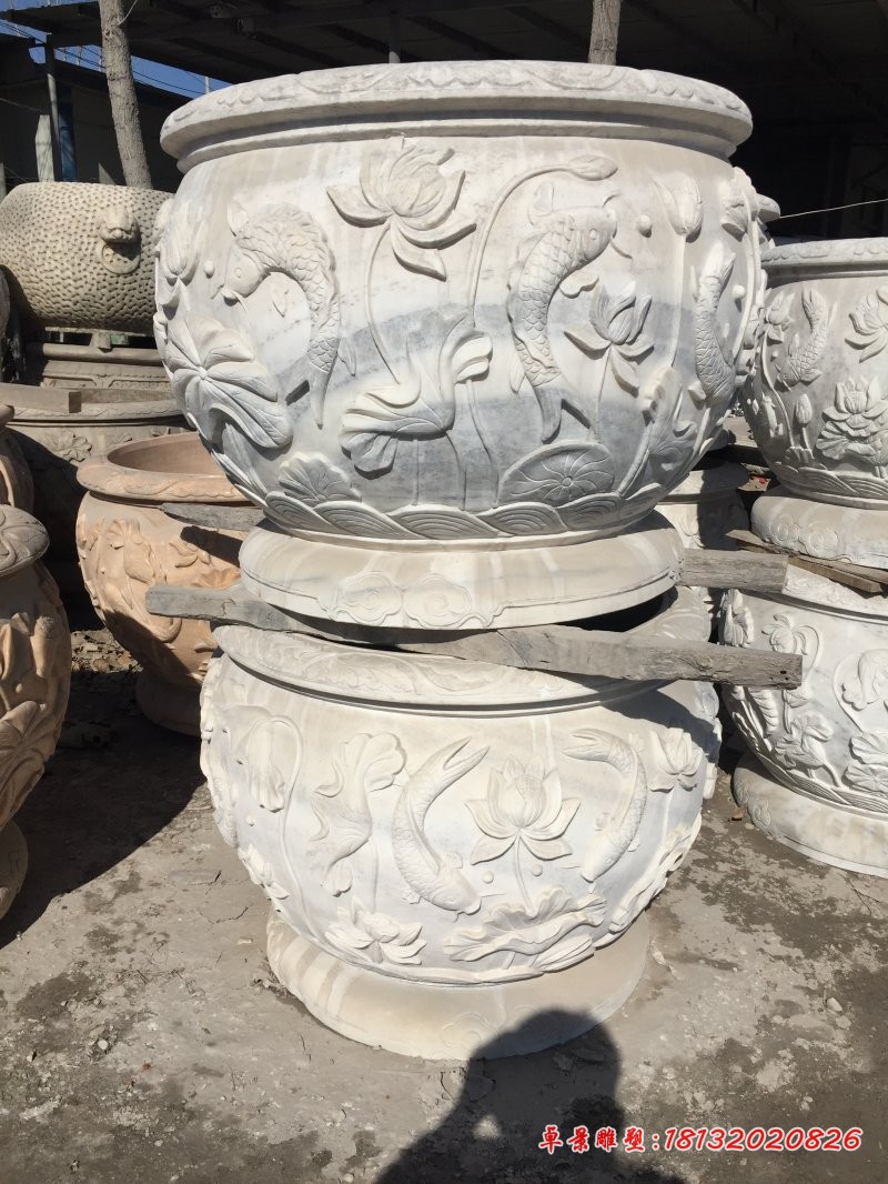 鲤鱼荷花石浮雕，大理石水缸
