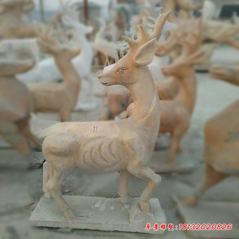 梅花鹿石雕，晚霞红小鹿石雕