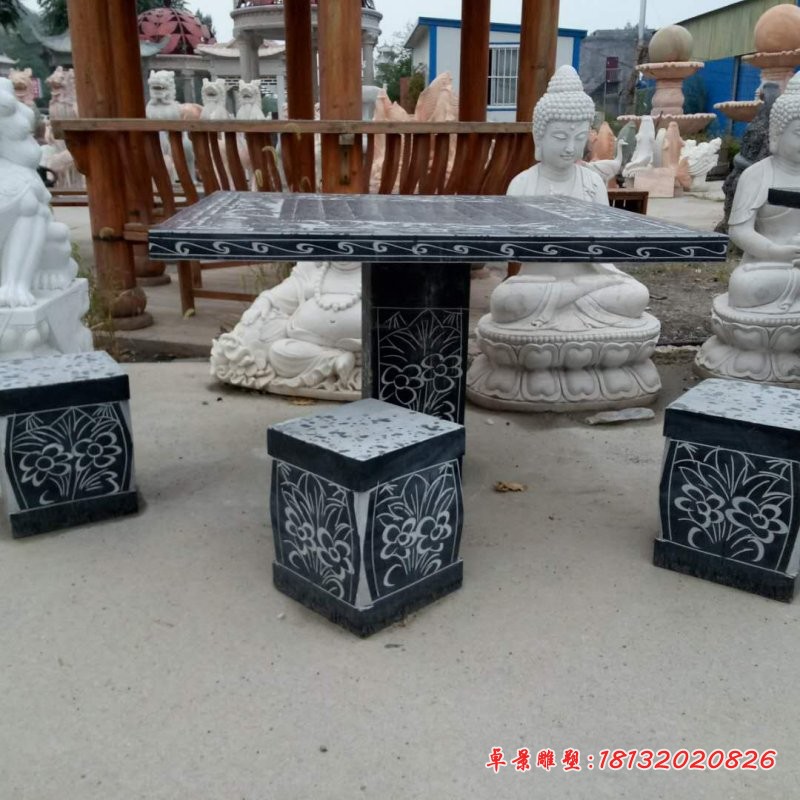 棋盘桌子石雕，青石方桌方凳 